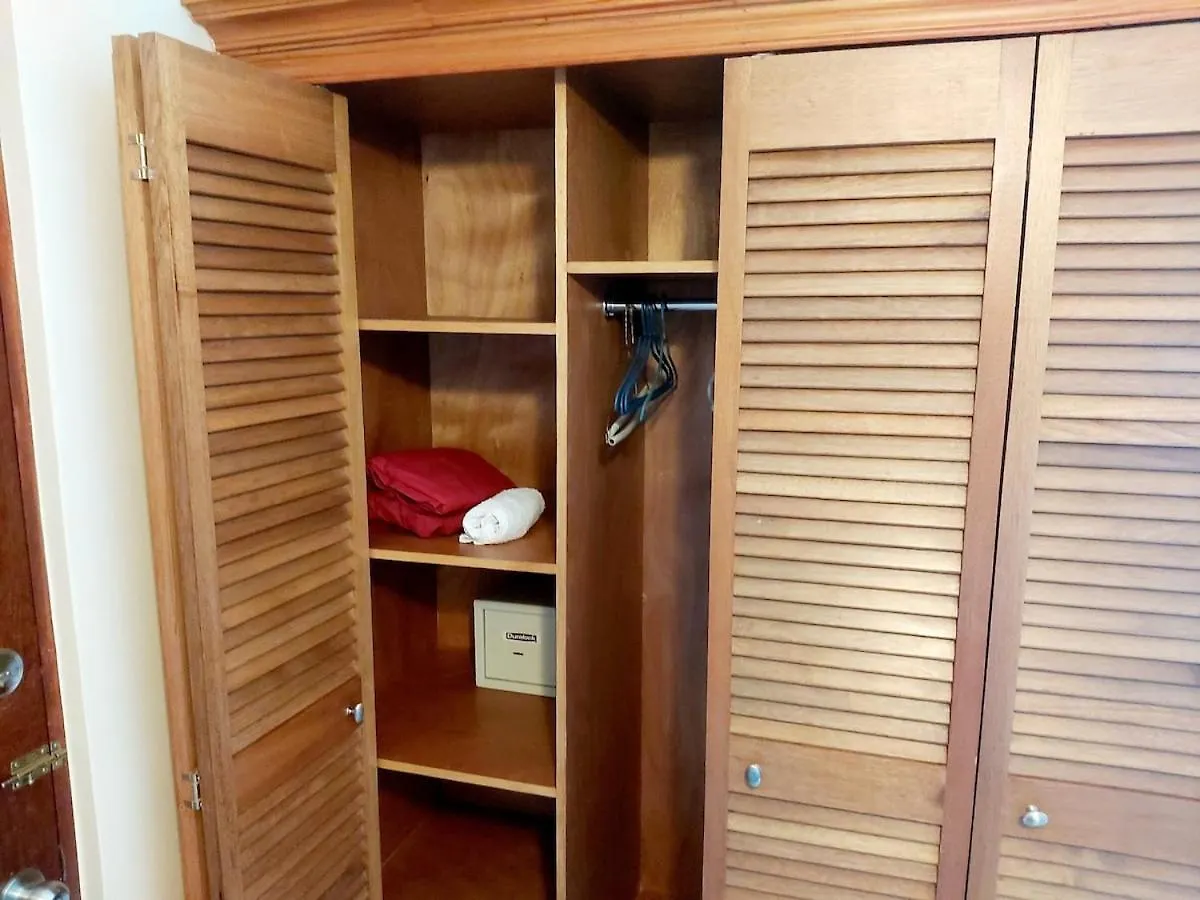 #204 Sunny Studio, Odysseyrental Santo Domingo Apartman